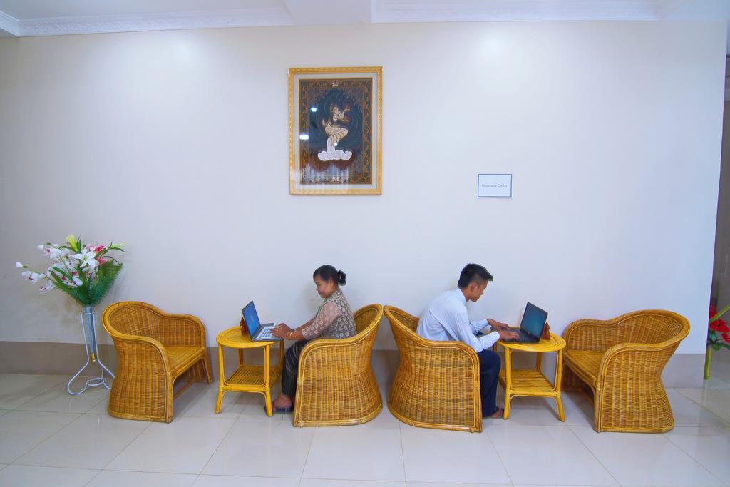 Hotel Victory Point Mandalay Bagian luar foto