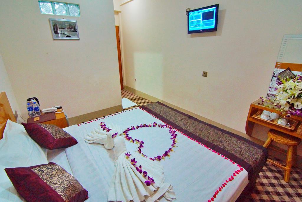 Hotel Victory Point Mandalay Ruang foto
