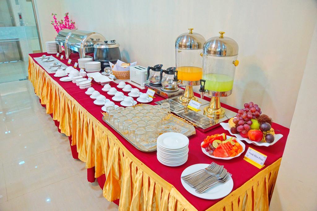 Hotel Victory Point Mandalay Bagian luar foto
