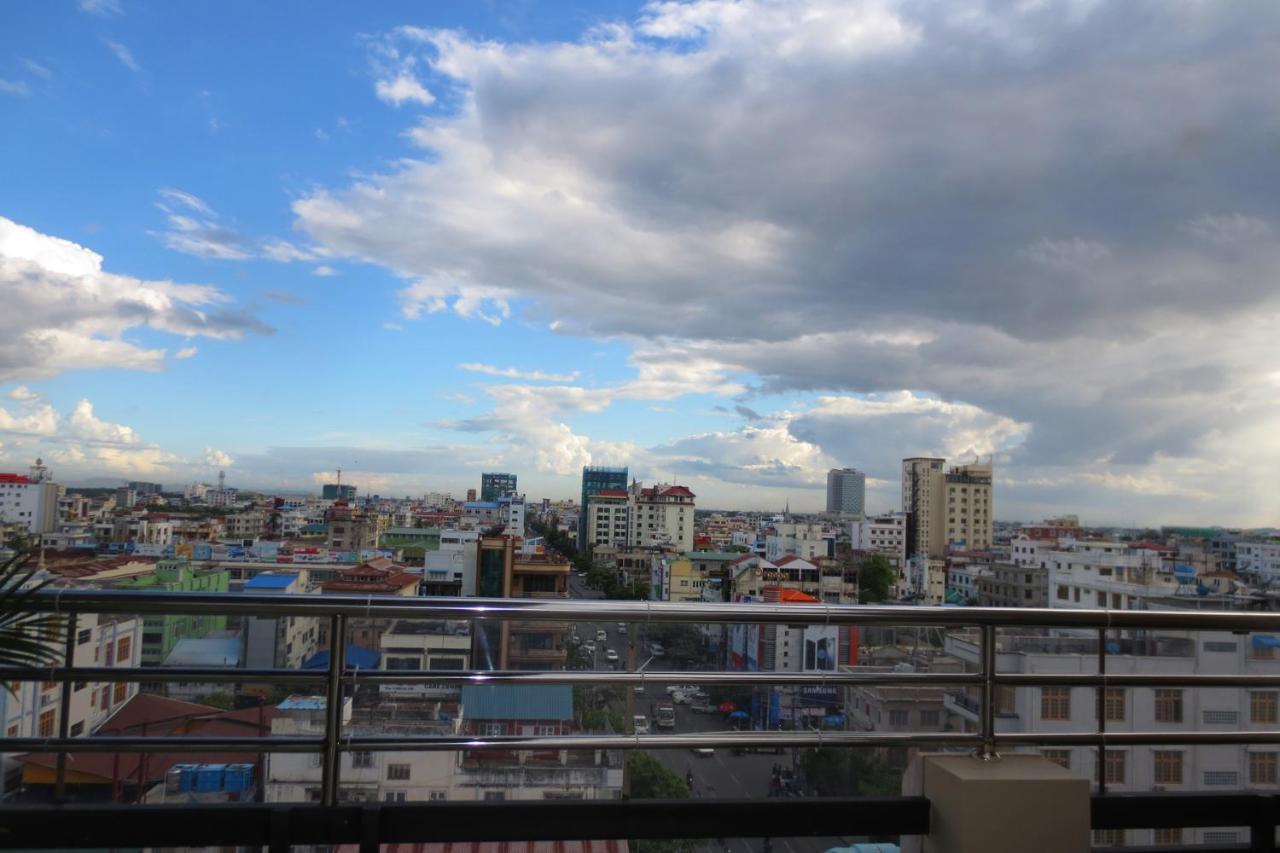 Hotel Victory Point Mandalay Bagian luar foto