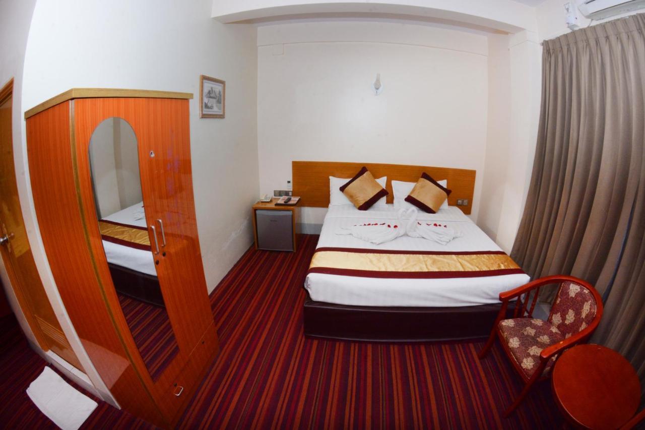 Hotel Victory Point Mandalay Bagian luar foto