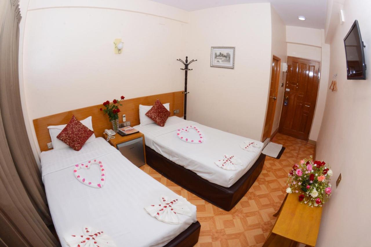 Hotel Victory Point Mandalay Bagian luar foto