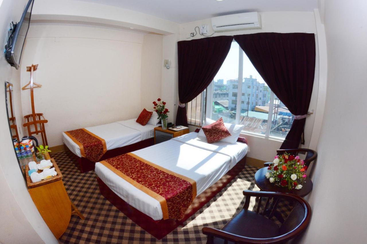Hotel Victory Point Mandalay Bagian luar foto